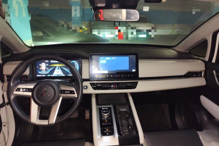 Used Mitsubishi AIRTREK 2022 Hardcore Edition Interior 2