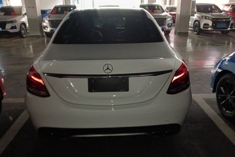 Used Mercedes-Benz C-Class 2015 Facelift C 200 L Rear