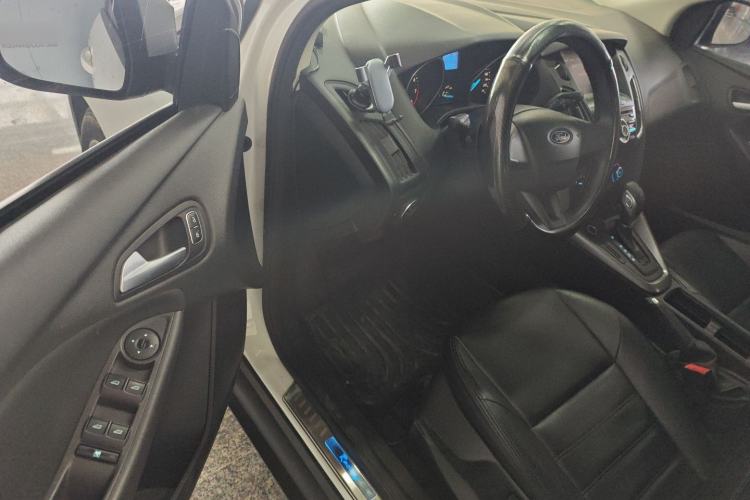 Used Ford Focus 2017 Hatchback 1.6L Automatic Comfort Plus SmartDrive Edition