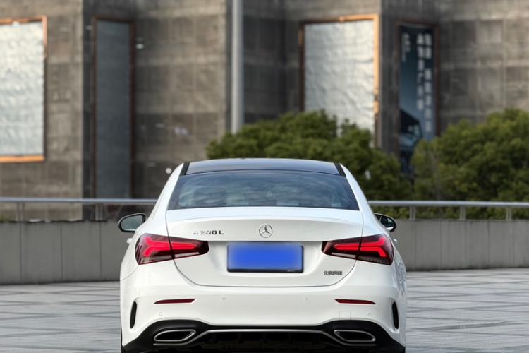 Used Mercedes-Benz A-Class 2021 A 200 L Sport Sedan Fashion Model
