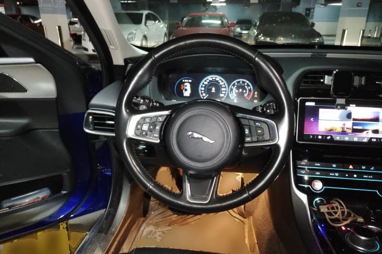 Used Jaguar XEL 2018 2.0T 250 PS Premium Edition
