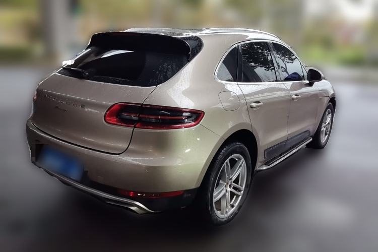Used Porsche Macan 2014 Macan 2.0T Rear Right 45 Deg