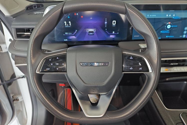 Used Venucia V 2021 260T Idol Edition