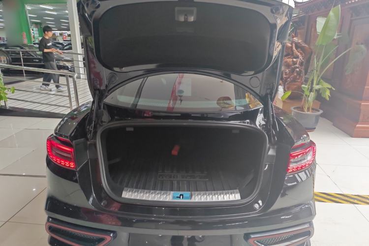 Used NETA GT 2023 560 Trunk