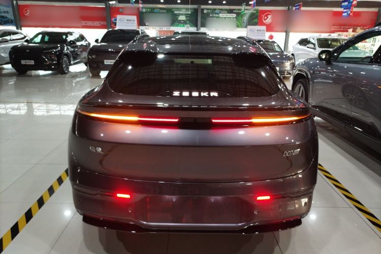 Used Zeekr 007GT 2025 Rear-Drive Intelligent Driving Version 75 kWh Exterior 4