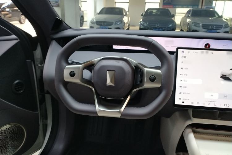 Used Avatr 06 2025 Max All-Electric Version Steering Wheel