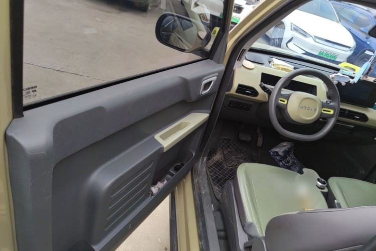 Used Geely Galaxy Panda 2024 200km Panda Rider Driver Seat