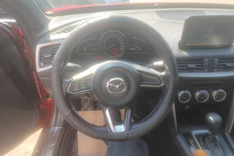 Used Mazda CX-4 2018 2.0L Automatic Two-Wheel Drive Blue Sky Dynamic Version China VI Standard
