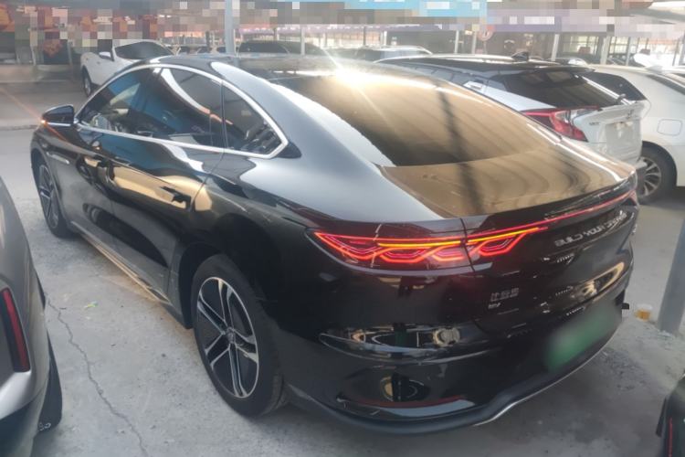 Used BYD Han 2023 EV Champion Edition 605KM Front-Drive Premium Model
