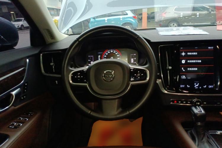 Used Volvo S90 2018 T4 Zhiyuan Edition