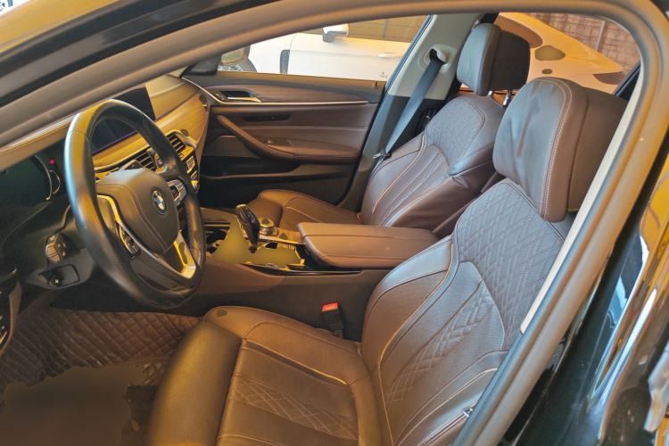 Used BMW 5 Series 2018 Revised 540Li Executive Edition Left Front Seat