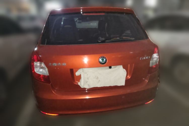 Used Skoda Fabia 2012 1.4L Automatic Crystal Edition
