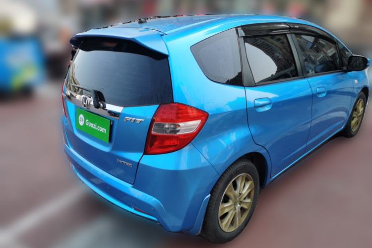 Used Honda Fit 2011 1.5L manual luxury version Rear Right 45 Deg