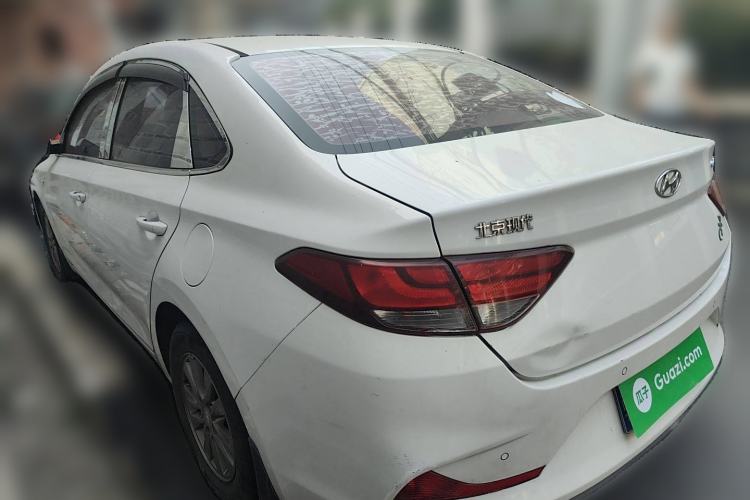 Used Hyundai Celesta 2017 1.6L Manual Enjoyment Edition GLS
