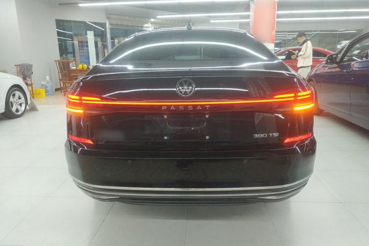 Used Volkswagen Passat 2025 Outstanding Model 380TSI Starry Dragon Edition Rear