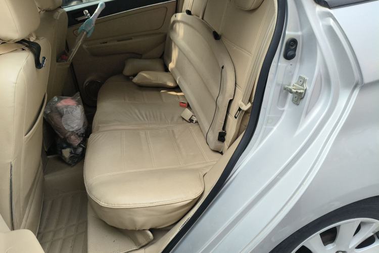 Used BAIC E Series 2012 Hatchback 1.5L Manual Leshang Version
