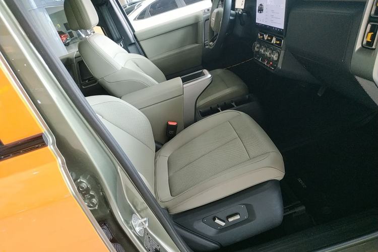 Used iCAR V23 2025 501 Four-Wheel Drive Intelligent Driving Version Right Front Seat