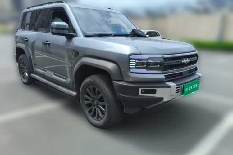 Used Formula Leopard 5 2023 Explore Edition
