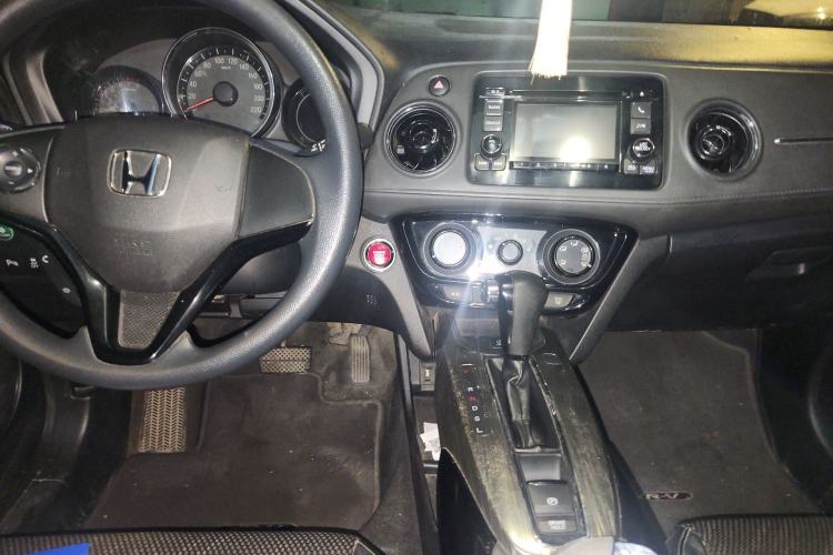 Used Honda XR-V 2017 1.8L EXi CVT Comfort Version Center Console