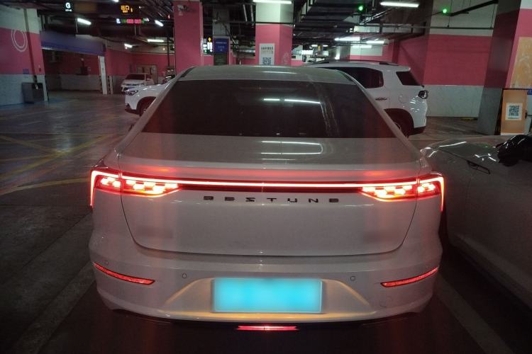 Used Bestune B70 2023 Third Generation 1.5T Automatic Enjoyment Version Rear