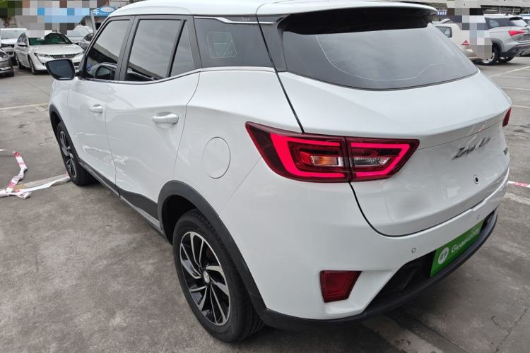 Used Zotye T300 2023 T300L 1.5L Manual Standard Edition