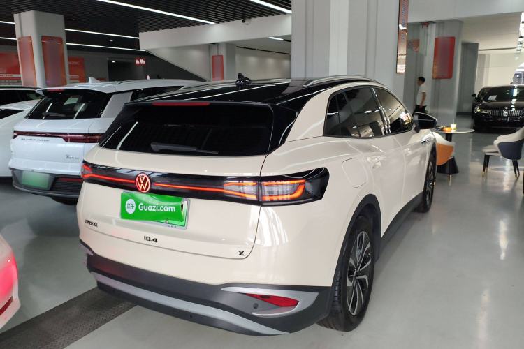 Used Volkswagen ID.4 X 2024 Pure & Smart Edition