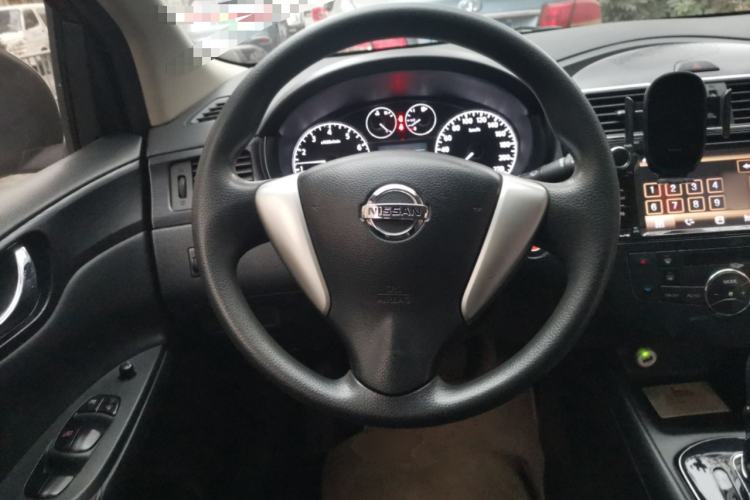 Used Nissan Tiida 2011 1.6L CVT Smart Version
