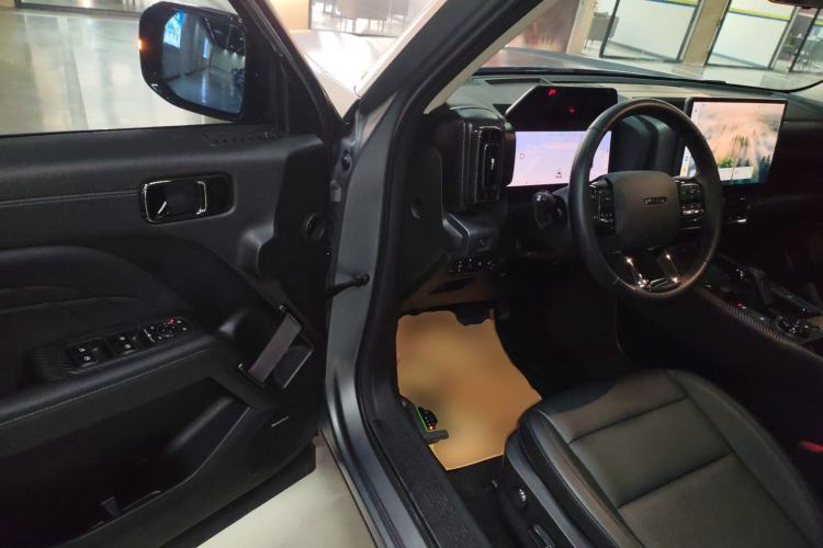 Used Haval Raptor New Energy 2024 Hi4 102 Pro Driver Seat