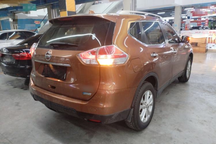 Used Nissan X-Trail 2015 2.0L CVT Comfort MAX Edition 2WD
