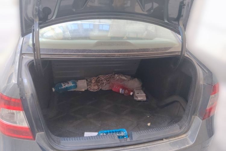 Used Skoda Rapid 2015 1.6L Manual Smart Selection Model
