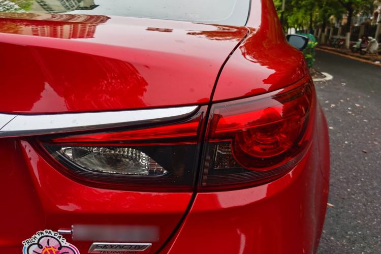 Used Mazda Atenza 2018 2.0L Blue Sky Luxury Edition China VI Standard Exterior 4