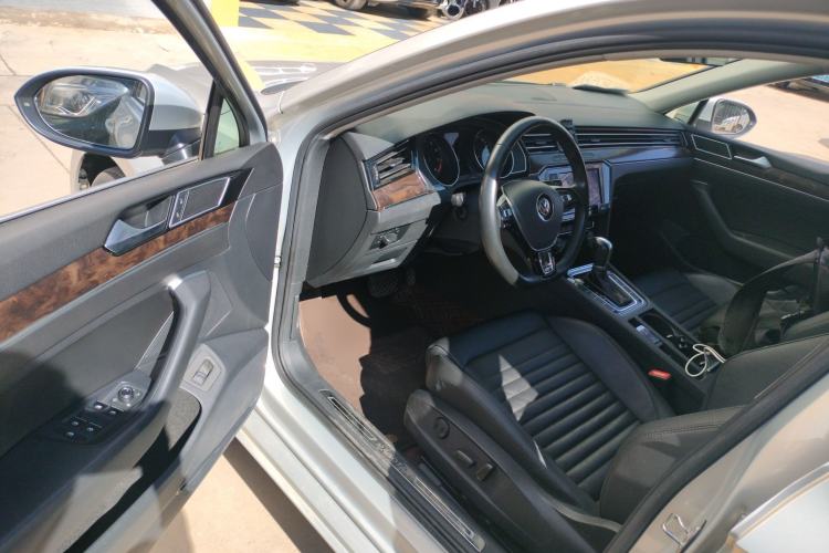 Used Volkswagen Magotan 2019 380TSI DSG Luxury Model China V Standard