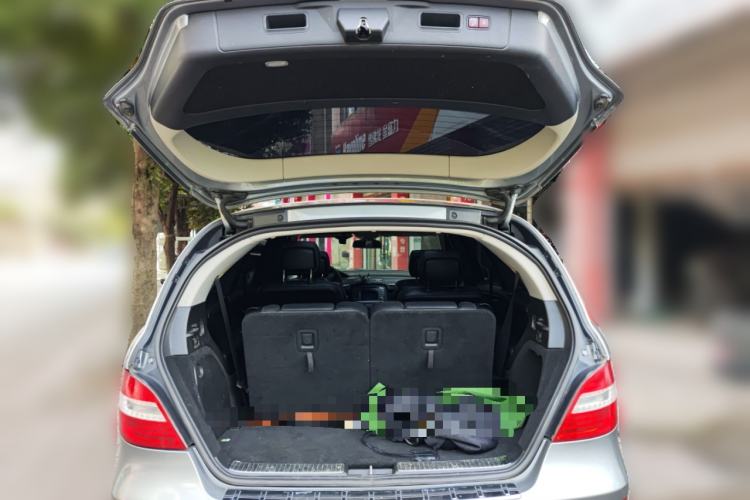 Used Mercedes-Benz R-Class 2010 R 350 L 4MATIC