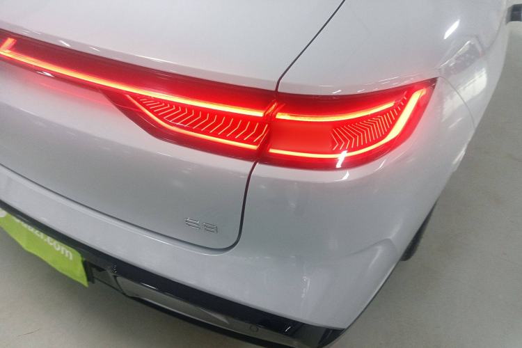 Used Geely Galaxy E8 2025 700 km Long-Range Intelligent Driving Version