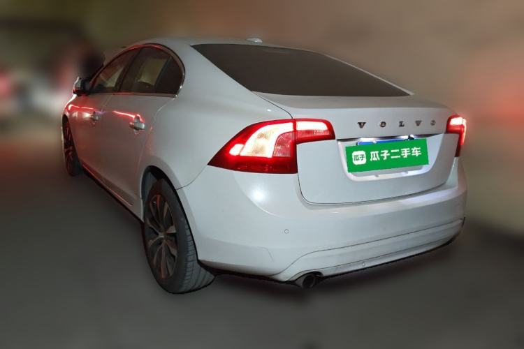 Used Volvo S60 2018 S60L T3 Smart Progress Edition Rear Left 45 Deg