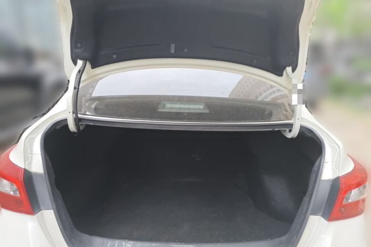 Used Nissan Sylphy 2021 Classic 1.6XE CVT Comfort Edition Trunk