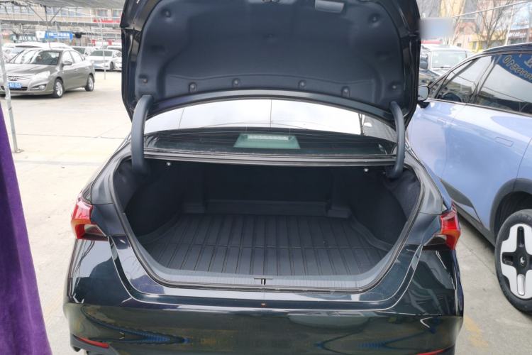 Used Toyota Avalon 2022 2.0L Luxury Edition
