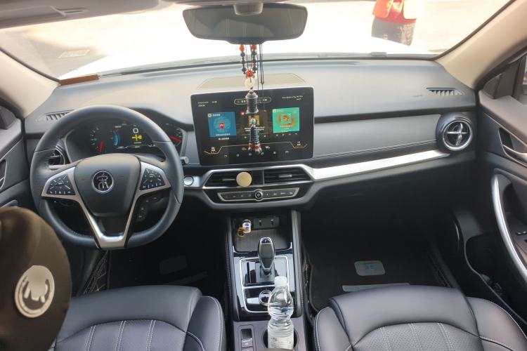 Used BYD Song New Energy 2019 Song DM 1.5TID Smart Connect Sharp Edition Center Console