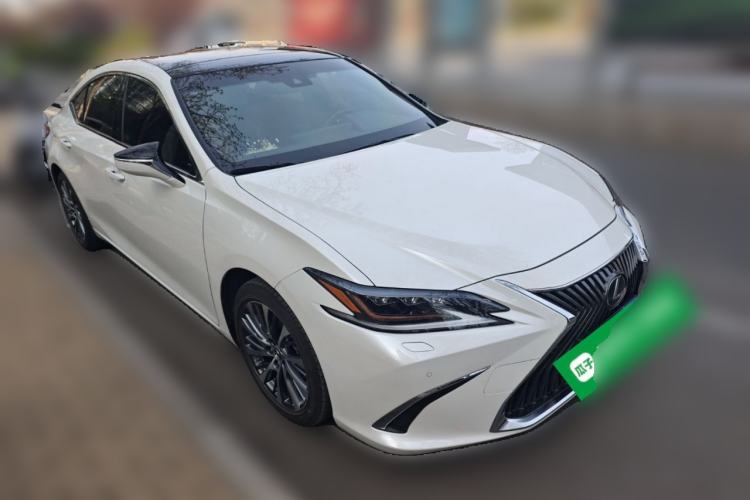 Used Lexus ES 2020 260 Deluxe Edition