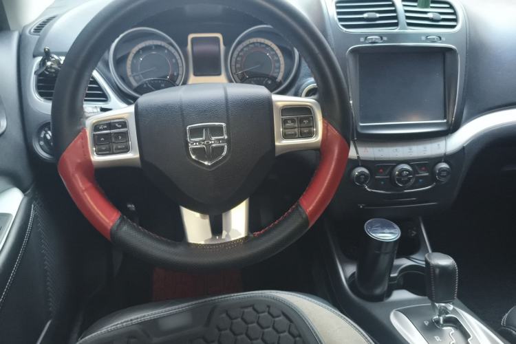 Used Dodge Journey 2015 2.0TD Four-Wheel Drive Luxury Edition
