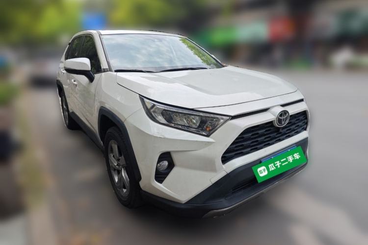 Used Toyota RAV4 2021 2.0L CVT Two-Wheel Drive Fashion PLUS Edition
