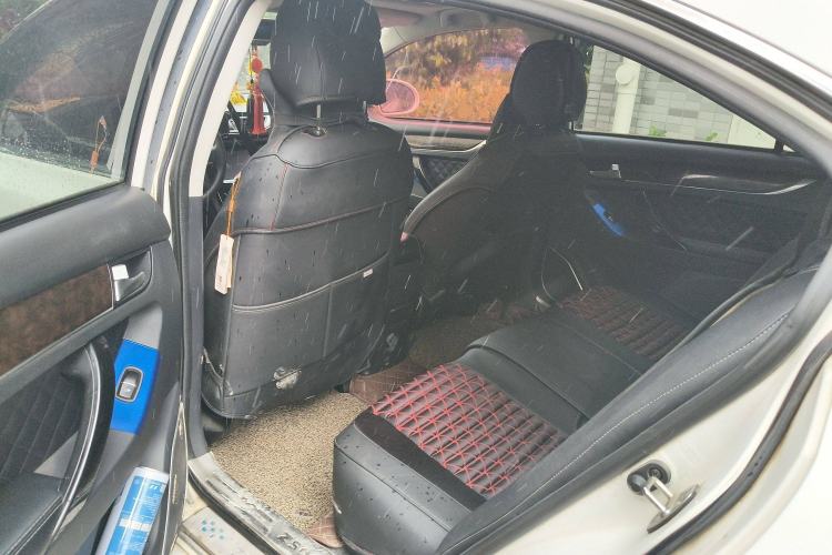 Used Zotye Z500 2016 1.5T CVT Luxury Model
