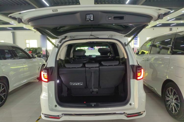 Used Honda Elysion 2022 2.0L eHEV Luxury Edition
