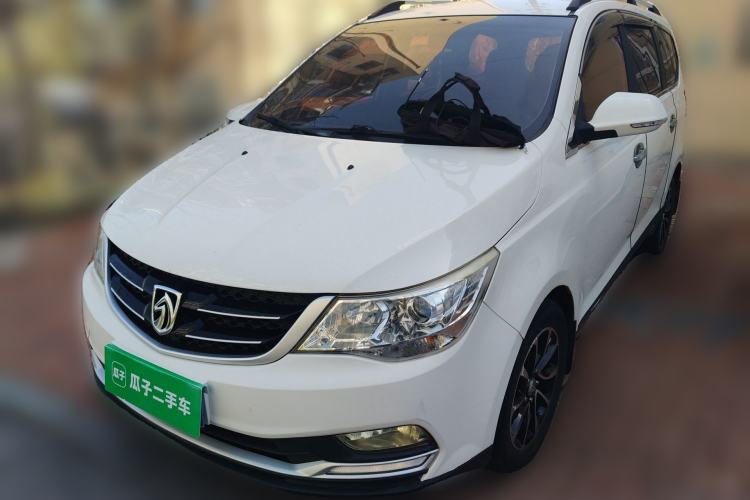 Used Baojun 730 2016 Revised Version 1.5L Manual Standard Model 5 Seats