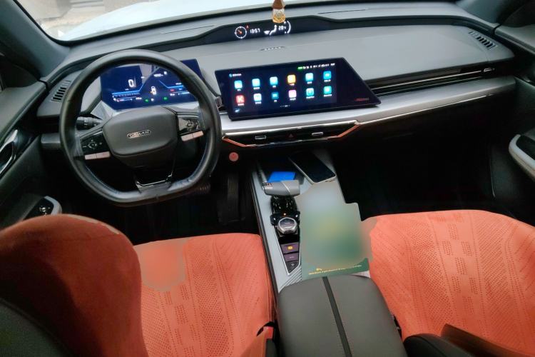 Used CHANGAN OSHAN Z6 New Energy 2023 ZhiDian iDD 150KM Flagship Model
