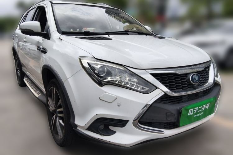 Used BYD Tang New Energy 2017 2.0T All-Wheel Drive Hyatt Model
