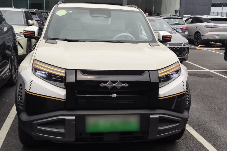 Used Formula Leopard Titanium 3 2025 501KM All-Wheel Drive Intelligent Driving Ultra Version Front