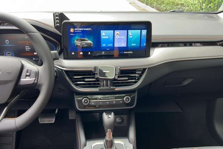 Used Ford Focus 2022 Sedan EcoBoost 180 Automatic Performance Edition