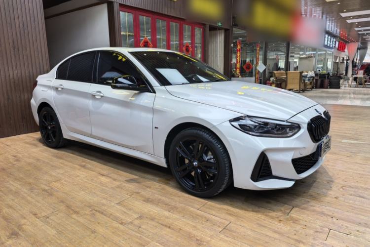 Used BMW 1 Series 2023 125i M Sport Night Edition Exterior 5