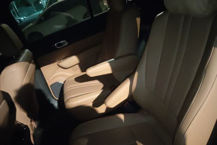 Used Li Auto ONE 2020 Extended-Range 6-Seater Version Left Rear Seat